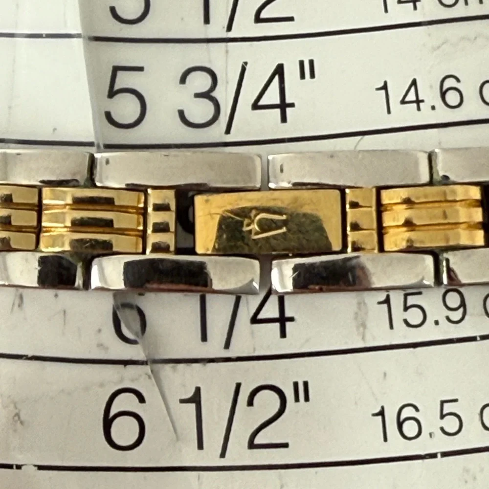 Bulova Luxury Ladies Watch Pearl Dial Two-Tone Stainless Bracelet New Battery